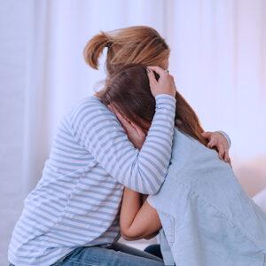 3 Ways to Help Your Abused Daughter 3 Ways to Help Your Abused Daughter
